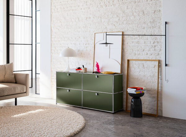 Das USM Haller Sideboard in olivgrün ist eine Designikone in limitierter Auflage